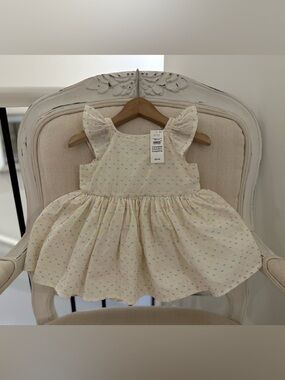 🤍 12~18 Mth GAP Baby Ivory~Cream Polka Dot Confetti Flutter Sleeve Dress NWT